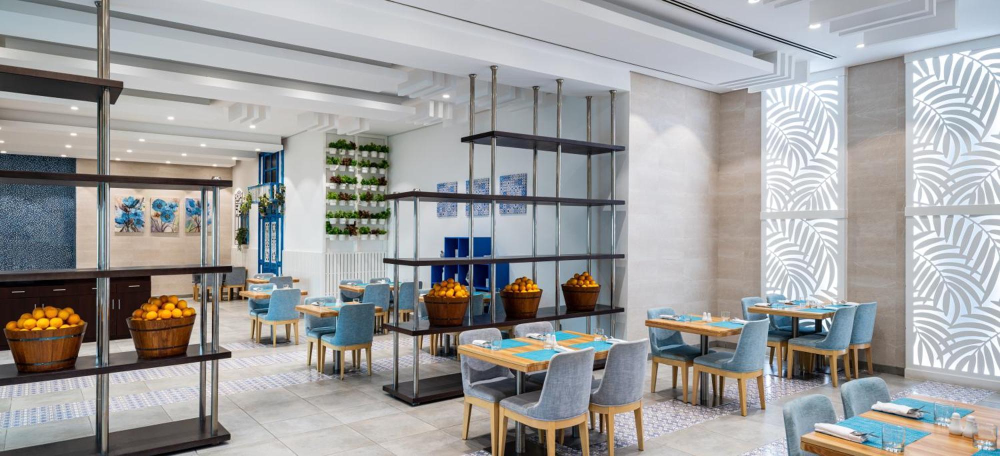 Four Points By Sheraton Шарджа Екстериор снимка
